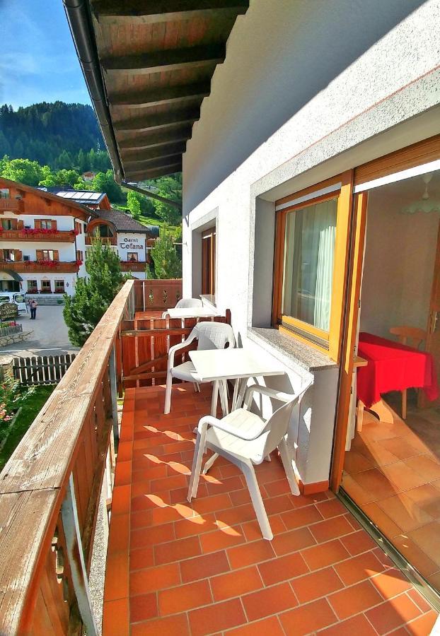 Garni Gabrieli Bed & Breakfast Corvara In Badia Exterior photo